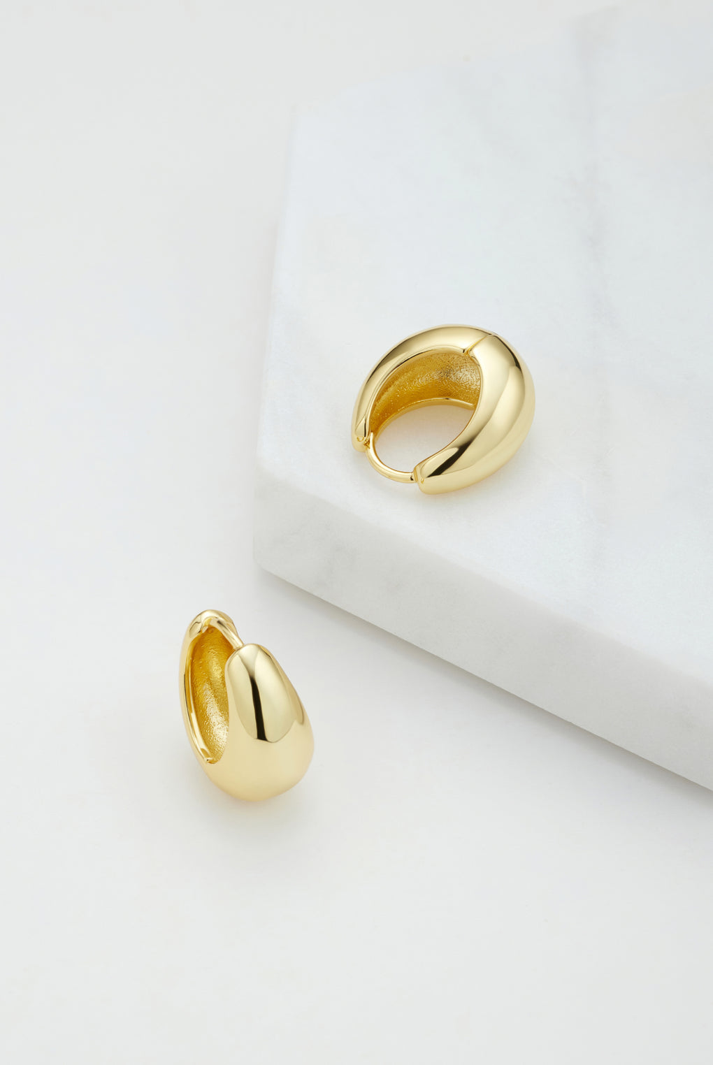Zafino - Steph hoop - large EARRING