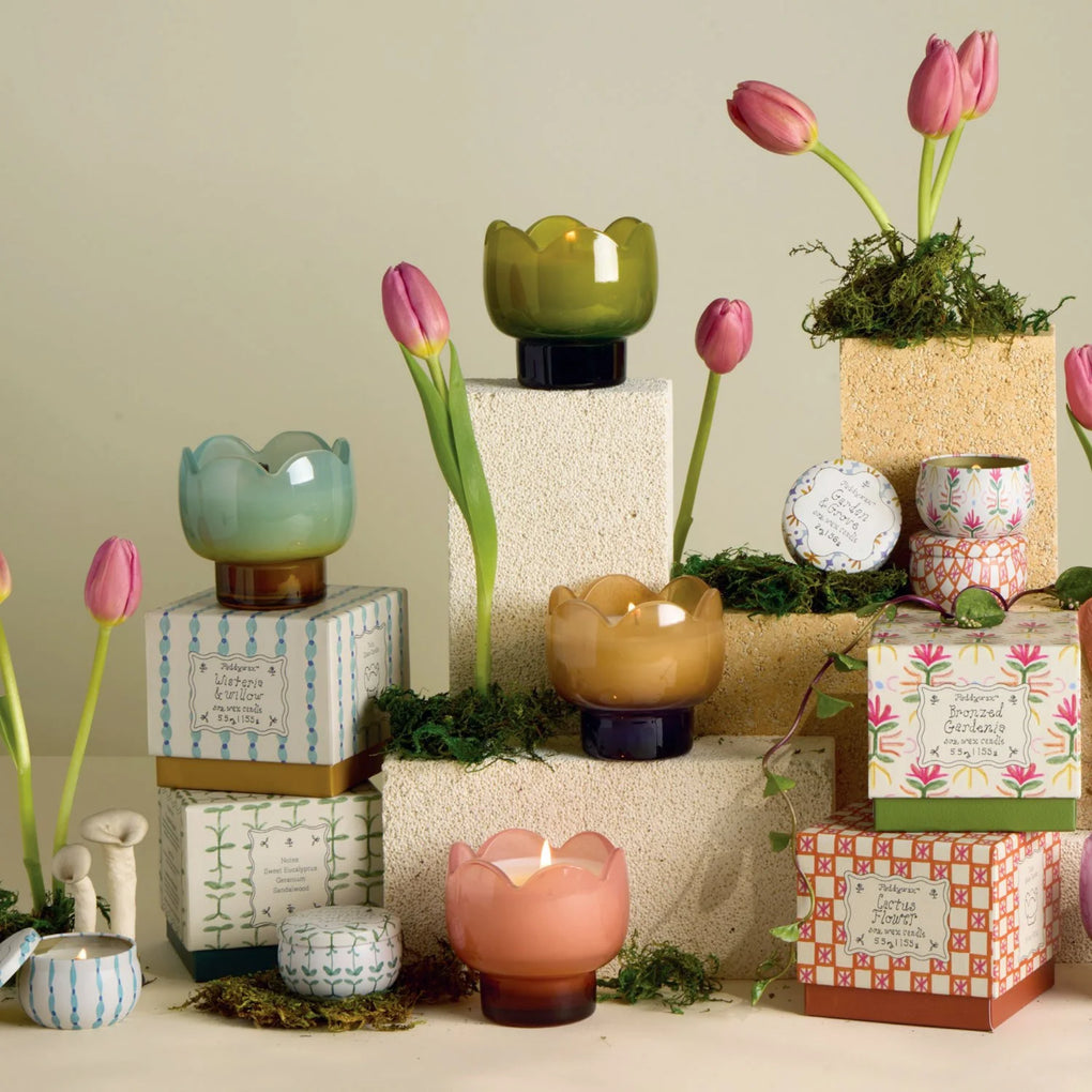 Tulip glass candle in gift box