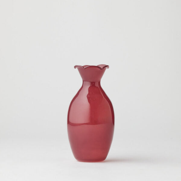 Lucienne Petite Vase – Berry
