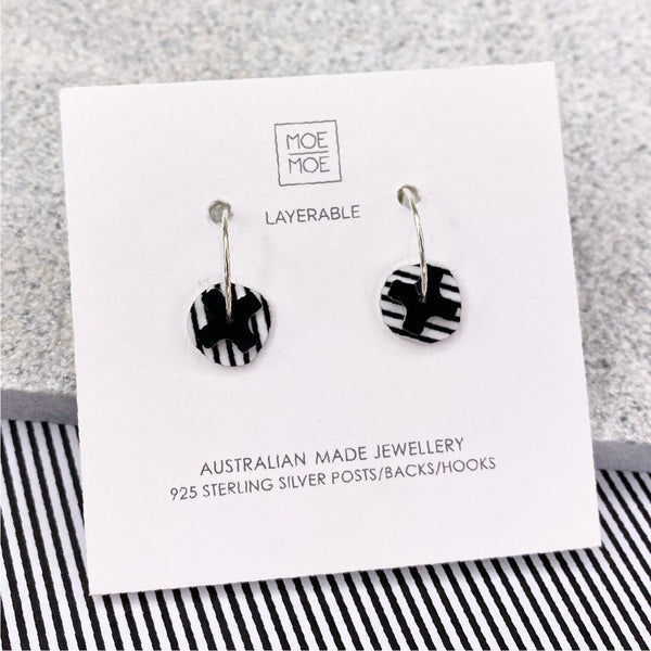 Moe Moe - Ahoy Kiss Me Hoop Earring
