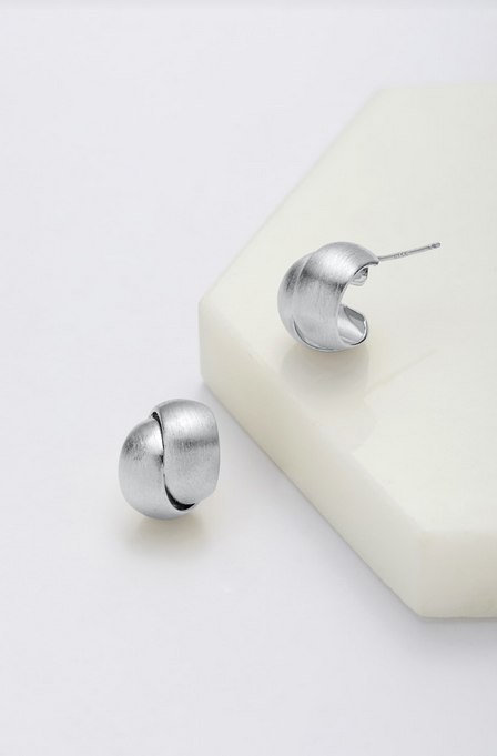 Zafino  -Jessie brushed earring