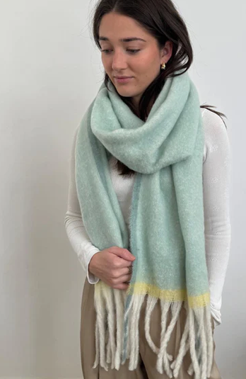 Large blanket scarf