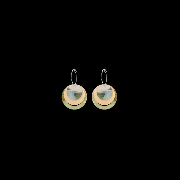 Moe Moe -  Aura Three Circle Hoop Earrings