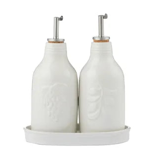 Olio bottles and tray